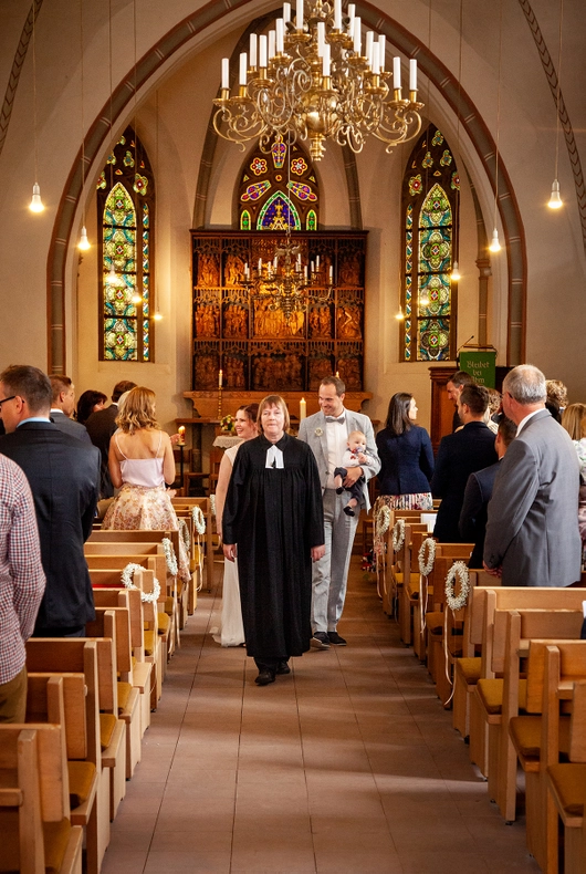 08-suenderhuse-photographie-melle-fotografin-hochzeitsfotografie-wedding-paarshooting.jpg