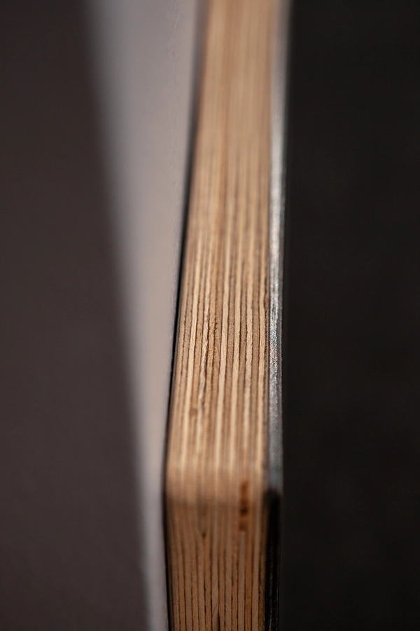 Holzblock_Newborn-02-suenderhuse-photographie-melle-fotografin-produkte-bilder-bilderahmen-leinwand-